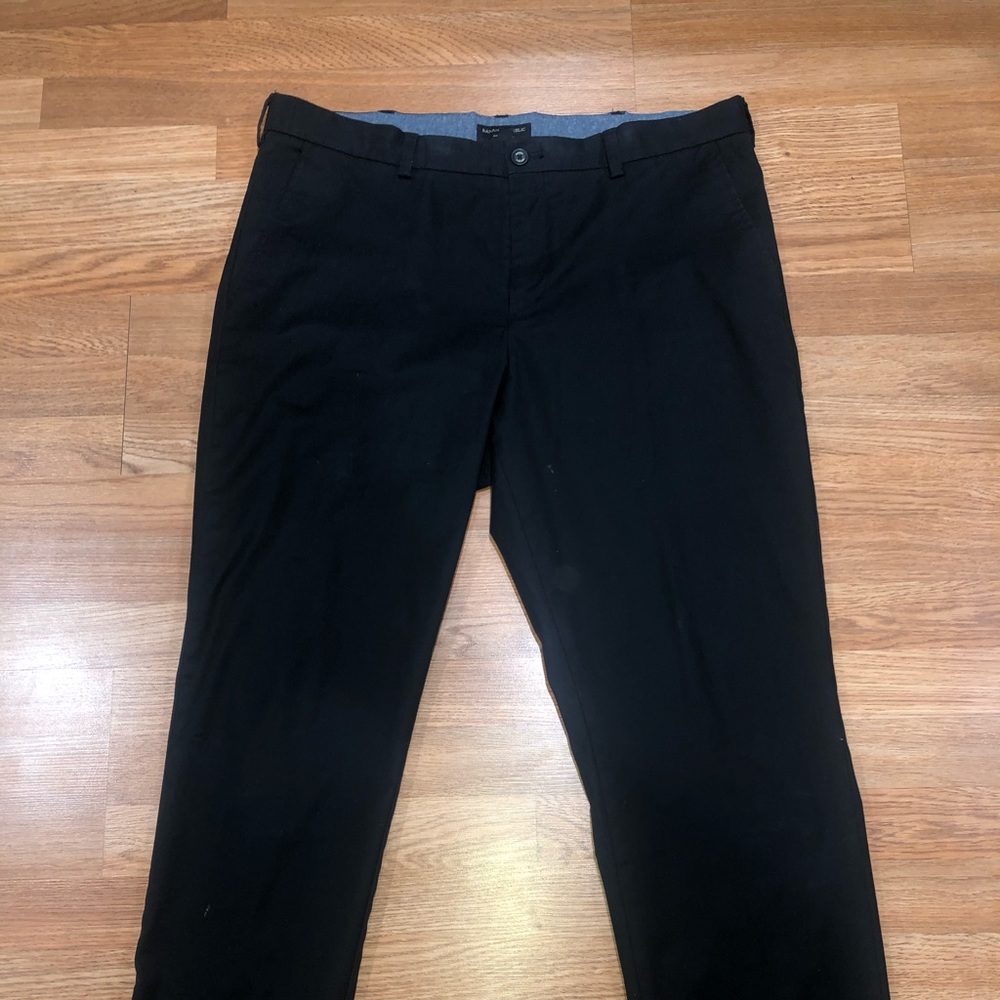 Men Banana Republic Black Chinos Pants
